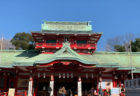 年末の富岡八幡宮での神事として、御神札や形代を納める習慣があります