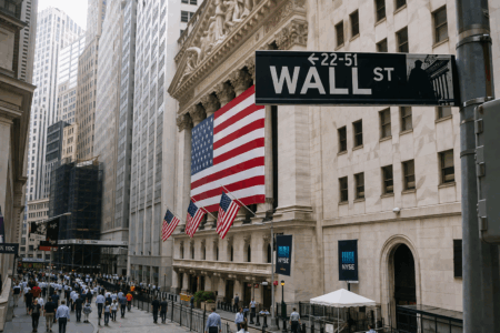 S&P100とは？Nikeが構成銘柄から外れる理由と銘柄選定の仕組みをわかりやすく解説
